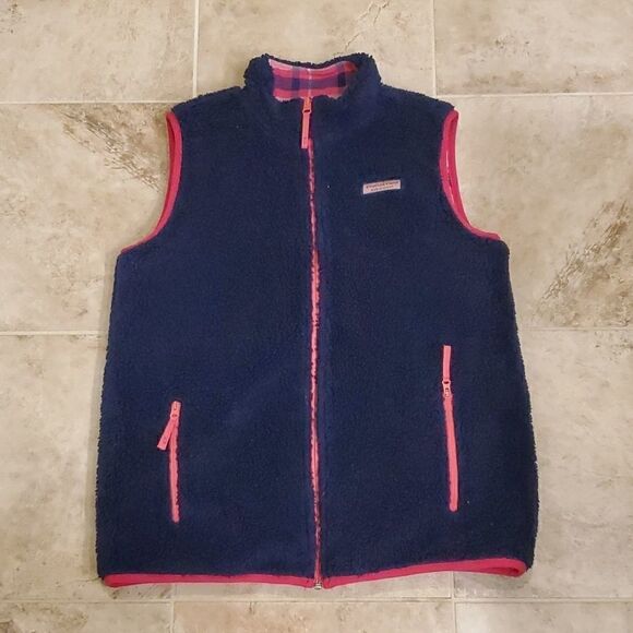 Girl Vineyards Vines plaid and sherpa fleece reversible vest - Picture 4 of 10